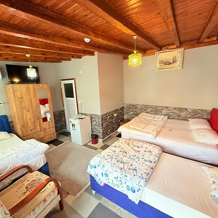 Oez Butik Antik Kent Myrleia Mudanya