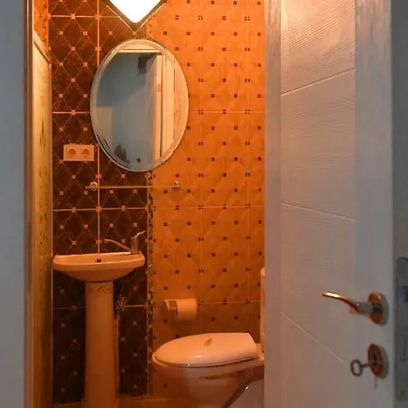 Oez Butik Antik Kent Myrleia Hotel 2*