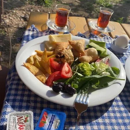 Oez Butik Antik Kent Myrleia Szálloda 2*