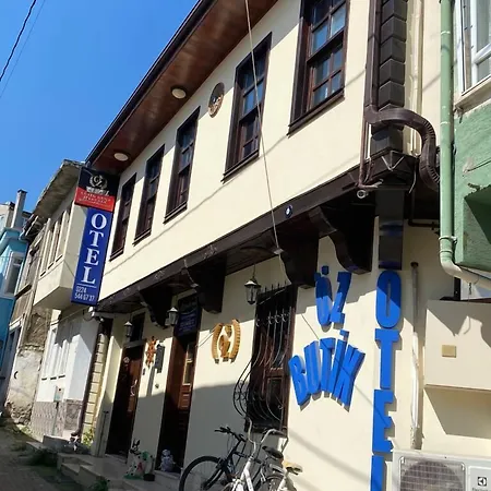 Oez Butik Antik Kent Myrleia