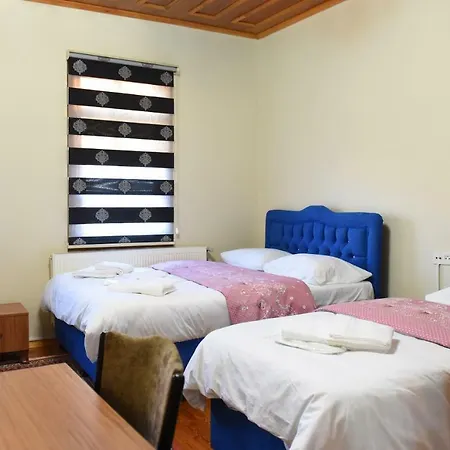 Oez Butik Antik Kent Myrleia Szálloda 2*
